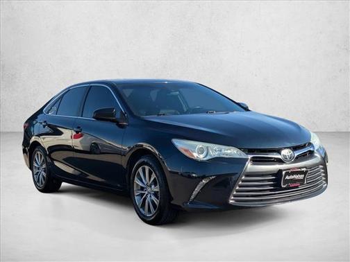 2016 Toyota Camry XLE