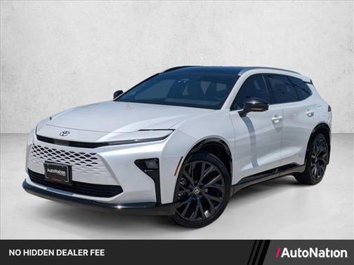 Oxygen White 2025 Toyota Crown Signia Limited