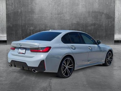 2023 BMW 330 330i