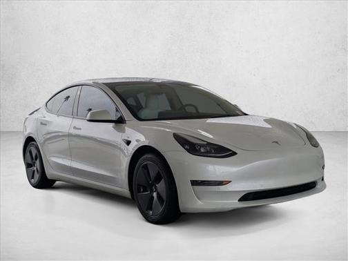 2022 Tesla Model 3 Standard Range