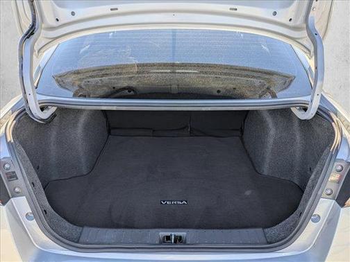 2020 Nissan Versa 1.6 SV