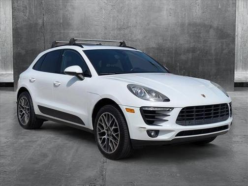 2017 Porsche Macan Base