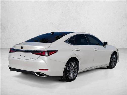 Eminent White Pearl 2019 Lexus ES 350 Base