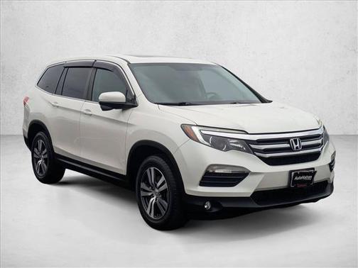 White Diamond Pearl 2017 Honda Pilot EX-L