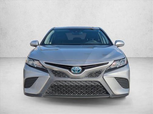 2019 Toyota Camry Hybrid SE