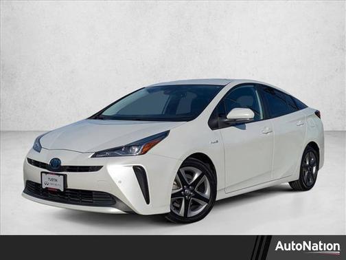 2021 Toyota Prius XLE