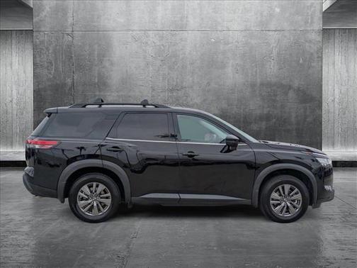 2022 Nissan Pathfinder SV 2WD