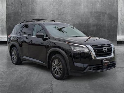 2022 Nissan Pathfinder SV 2WD