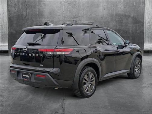 2022 Nissan Pathfinder SV 2WD