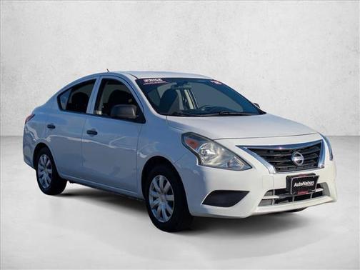 2015 Nissan Versa 1.6 S+