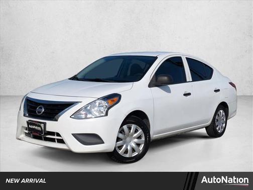 2015 Nissan Versa 1.6 S+