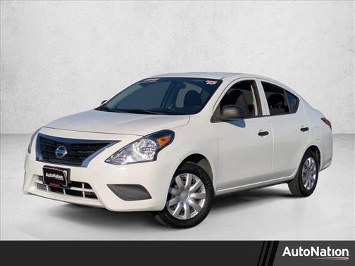 2015 Nissan Versa 1.6 S+