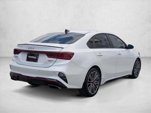 Snow White Pearl 2023 Kia Forte GT