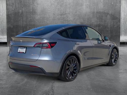 2024 Tesla Model Y Performance Dual Motor All-Wheel Drive
