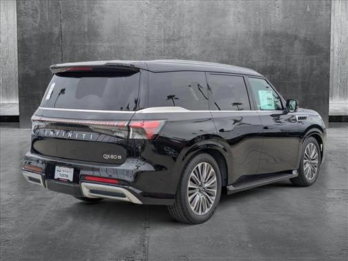 2025 INFINITI QX80 SENSORY AWD