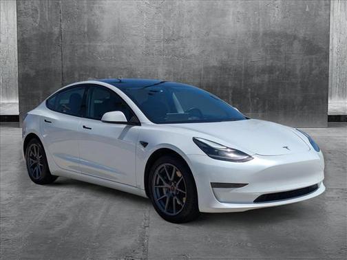 2022 Tesla Model 3 Long Range