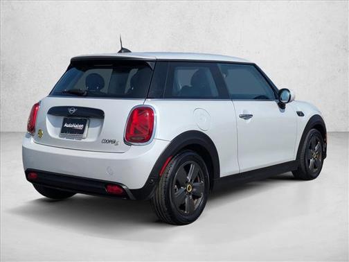 Nanuq White Metallic 2024 MINI Hardtop Cooper S