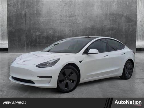 2021 Tesla Model 3 Standard Range Plus