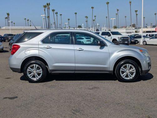 Silver Ice Metallic 2011 Chevrolet Equinox LS