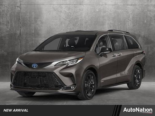 2021 Toyota Sienna XSE 7 Passenger