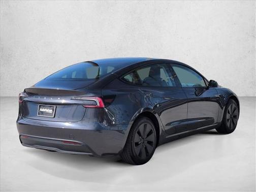 2025 Tesla Model 3 Long Range