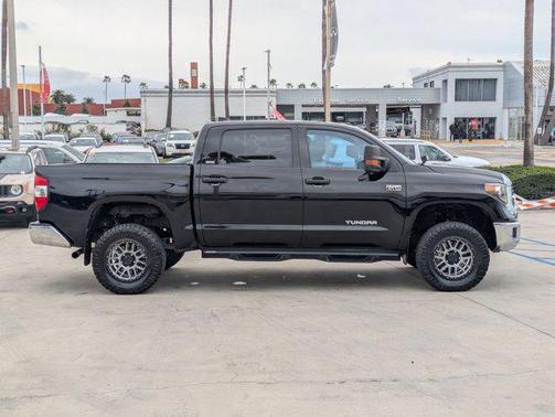 2020 Toyota Tundra SR5