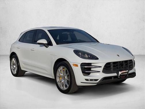 2016 Porsche Macan Turbo