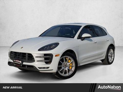 2016 Porsche Macan Turbo