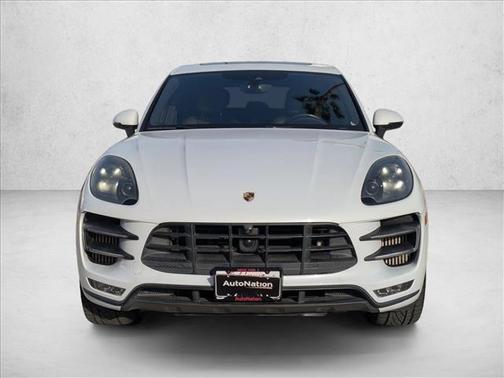 2016 Porsche Macan Turbo