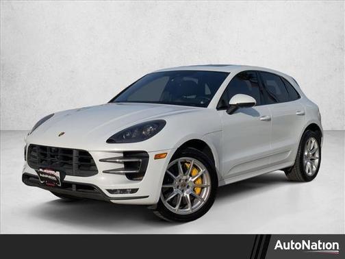 2016 Porsche Macan Turbo