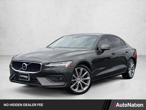 Pebble Grey Metallic 2021 Volvo S60 T5 Momentum