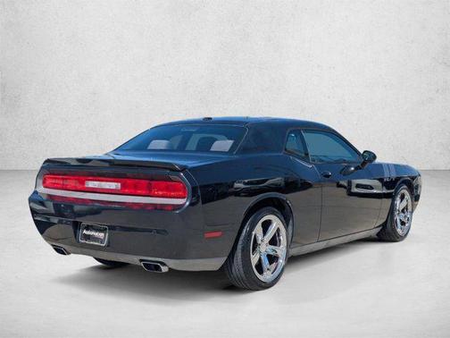 Phantom Black Tri-Coat Pearl 2013 Dodge Challenger R/T
