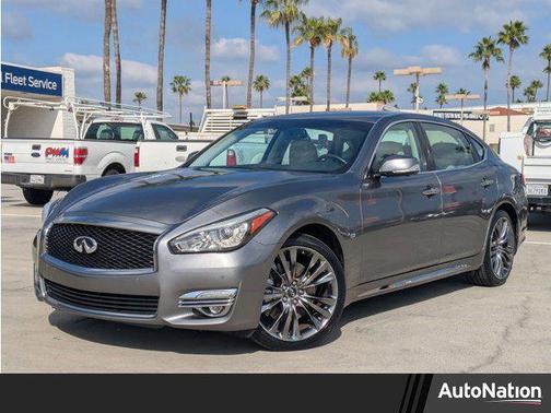 2018 INFINITI Q70L 3.7 LUXE