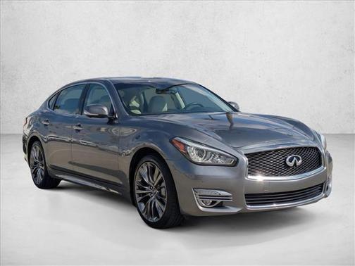 2018 INFINITI Q70L 3.7 LUXE