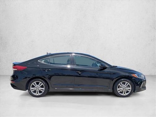 Black Diamond 2017 Hyundai ELANTRA Value Edition