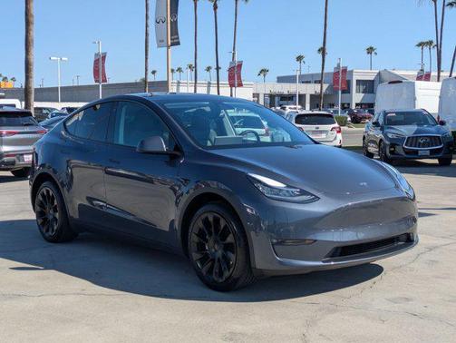 2021 Tesla Model Y Long Range Dual Motor All-Wheel Drive