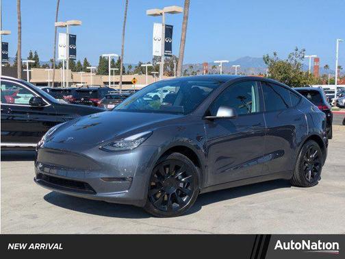2021 Tesla Model Y Long Range Dual Motor All-Wheel Drive
