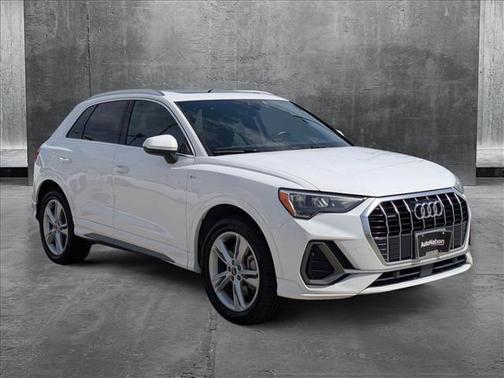 2021 Audi Q3 45 S line Premium