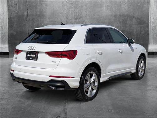 2021 Audi Q3 45 S line Premium