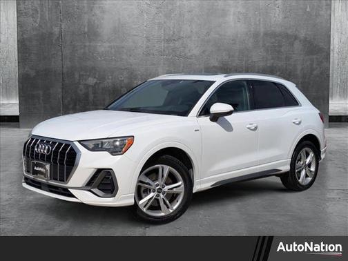 2021 Audi Q3 45 S line Premium
