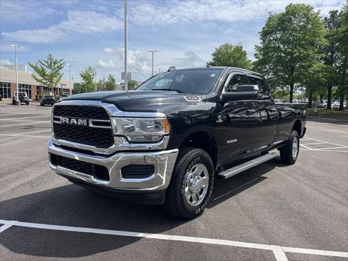 2020 RAM 2500 Tradesman Crew Cab 4X4 8 Box