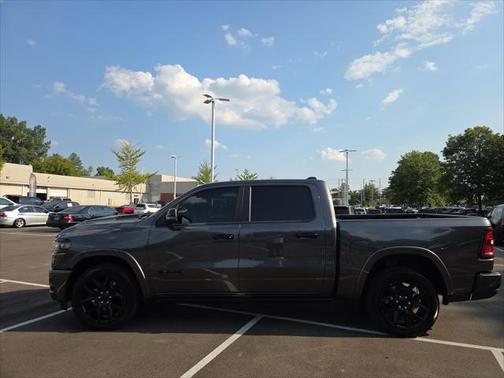 2025 RAM 1500 Laramie Crew Cab 4x4 57' Box