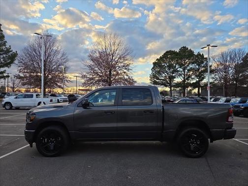 2024 RAM 1500 Big Horn Crew Cab 4x4 57' Box
