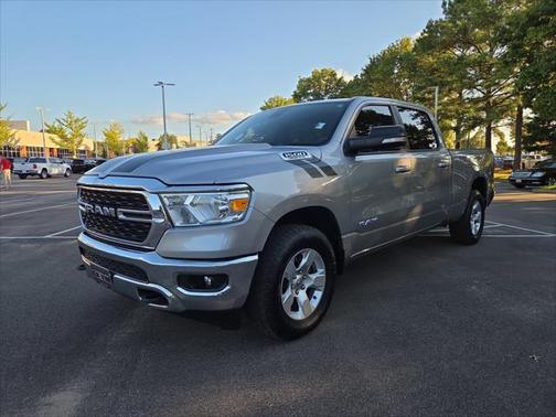 2022 RAM 1500 Big Horn Crew Cab 4x4 64' Box