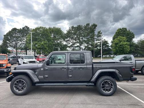 2023 Jeep Gladiator Overland 4x4