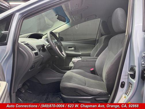 2014 Toyota Prius v Two