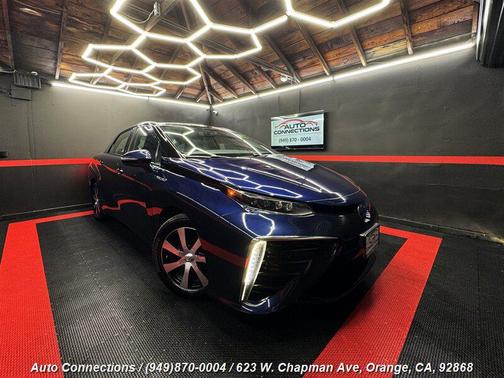 2017 Toyota Mirai Base