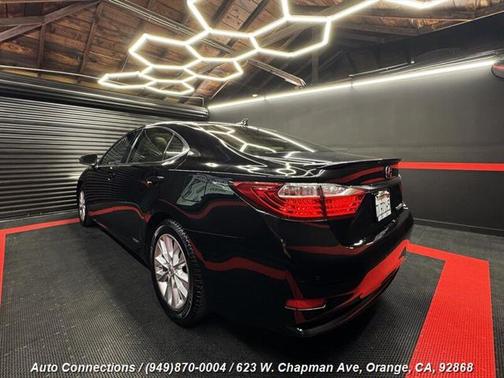 2014 Lexus ES 300h Base