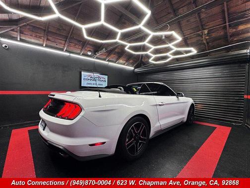 Oxford White 2018 Ford Mustang EcoBoost Premium