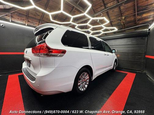 2013 Toyota Sienna XLE